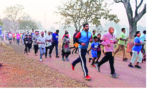 Kolhapurkar ran in 'Prro Run' | ‘प्र्रोमो रन’मध्ये धावले कोल्हापूरकर