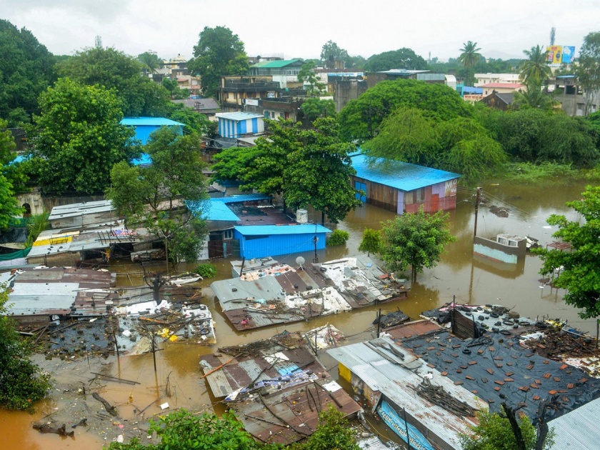 Flood conditions in Kolhapur, Sangli because of breaking law | नियमांची पायमल्ली केल्याने कोल्हापूर, सांगलीत पूरस्थिती