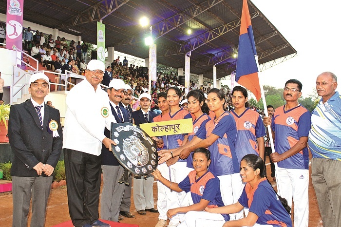 Women's 'Kolhapur', Men's 'Sangli' general title: Territorial Sports Competition | महिलांत ‘कोल्हापूर ’ , पुरुषांत ‘सांगली’ ला सर्वसाधारण विजेतेपद:परिक्षेत्रीय क्रीडा स्पर्धा