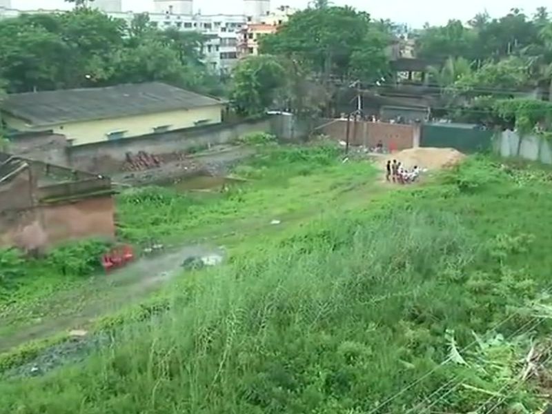 14 infant pieces found in Kolkata | कोलकातामध्ये 14 अर्भकांचे सांगाडे सापडले