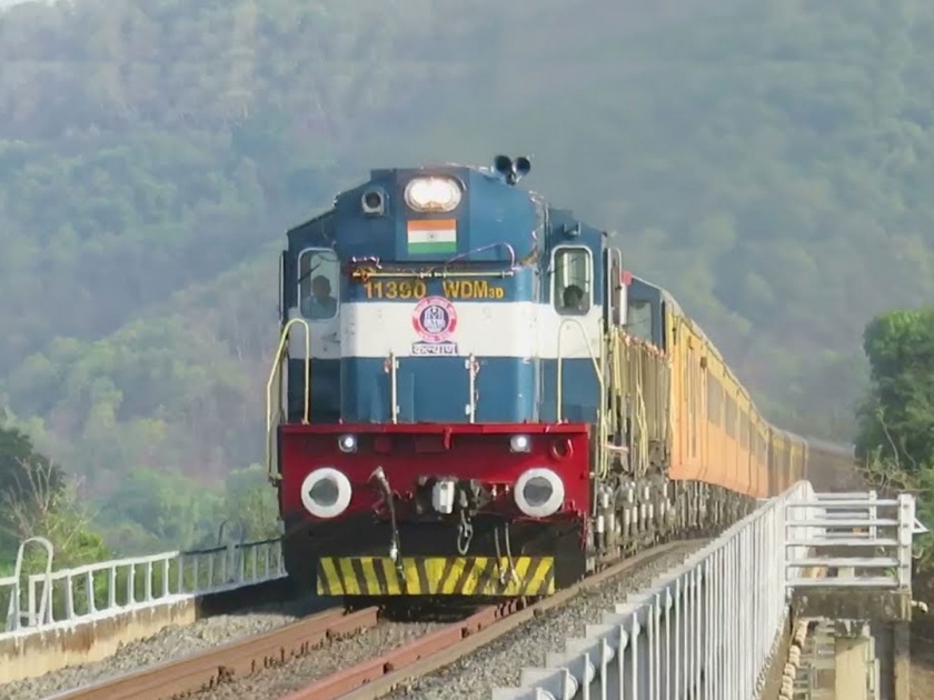 Konkan Railway special trains till September, various measures to avoid inconvenience to passengers | कोकण रेल्वेच्या विशेष गाड्या सप्टेंबरपर्यंत, प्रवाशांची गैरसोय टाळण्यासाठी विविध उपाययोजना