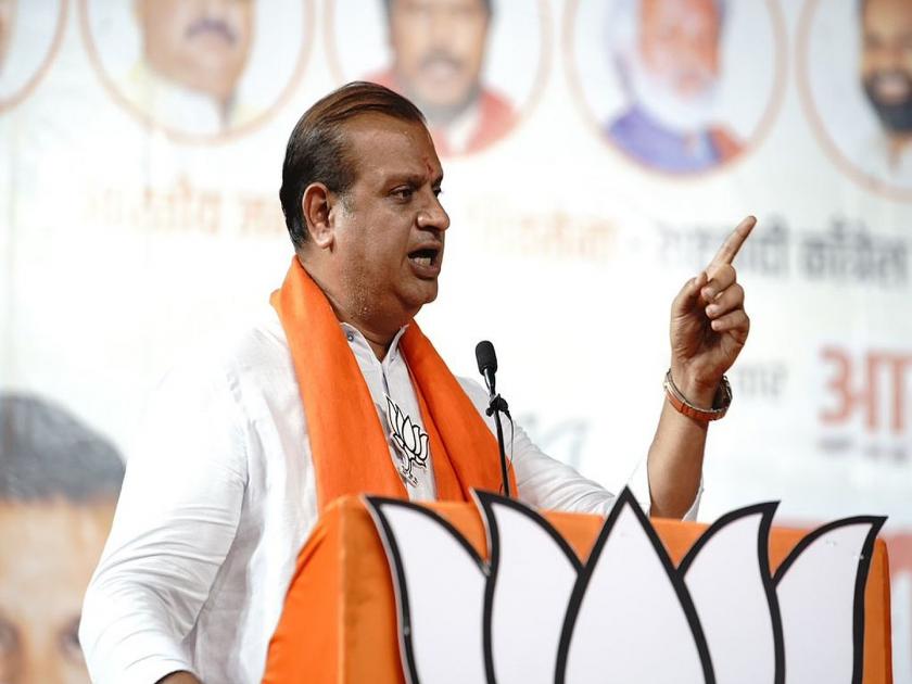 Lok Sabha Election - Mahayuti BJP candidate Mihir Kotecha targets Thackeray group candidate Sanjay Dina Patil | तुमच्या मतदानातून भुरट्याला त्याची जागा दाखवून द्या; मिहिर कोटेचा यांचा निशाणा