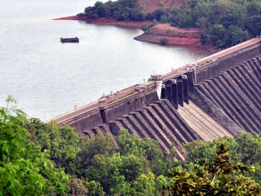 Koyna Dam is not in a position to supply water to other states | दुसऱ्या राज्यांना पाणी देण्यासारखी नाही कोयना धरणाची स्थिती, केवळ 'इतकाच' पाणीसाठा शिल्लक 
