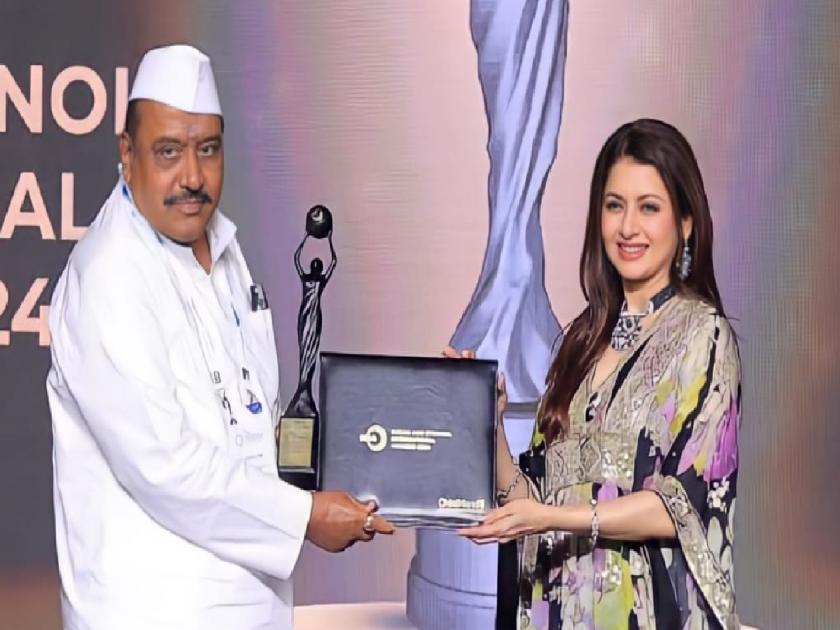 President of Bidri Factory K. P. Patil awarded SEIA Award by Chinimandi Institute | Kolhapur: बिद्री कारखान्याचे अध्यक्ष के. पी. पाटील यांना 'एसइआयए पुरस्कार' प्रदान; दिल्लीतील कार्यक्रमात वितरण