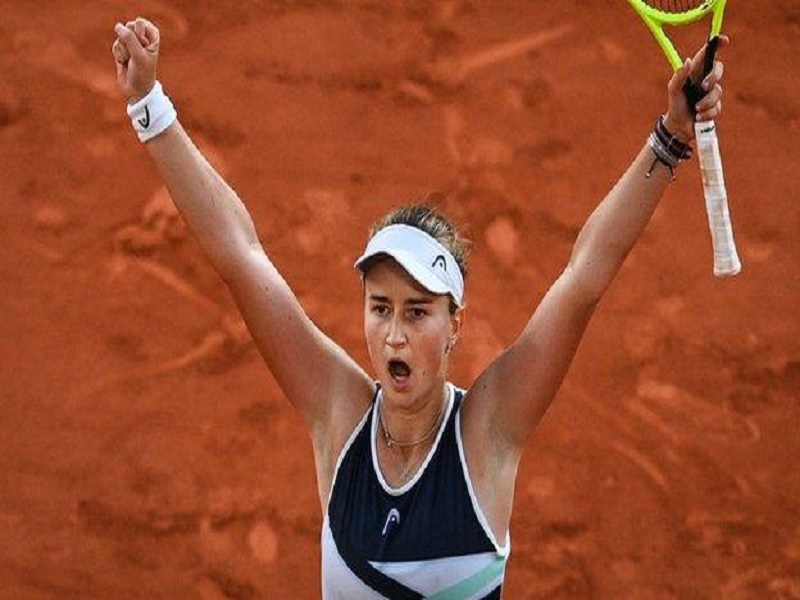 French Open 2021: Krajikova, Pavlichenkova fight for title, final match to be played today | French Open 2021 : क्रेजिकोवा, पावलिचेनकोवा जेतेपदासाठी भिडणार, आज रंगणार अंतिम लढत