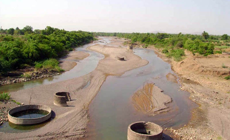 There is no river project with Gujarat; The state government will build itself | गुजरातबरोबर नदीजोड प्रकल्प नाही; राज्य शासन स्वत: करणार उभारणी