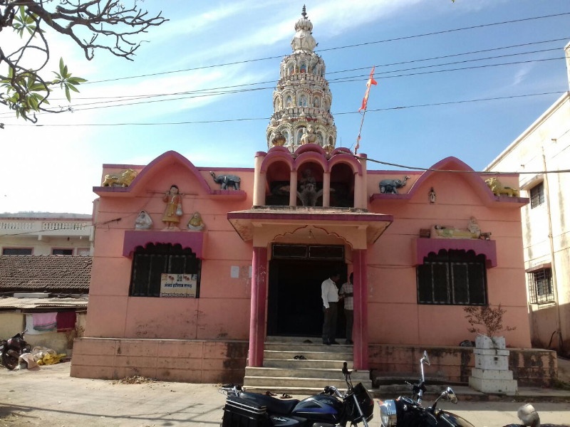 Stolen from Vitthal Rakhumai temple in Kudje village; uttam nagar police filed a complaint | कुडजे गावातील विठ्ठल रखुमाई मंदिरात चोरी; उत्तम नगर पोलिसांत गुन्हा दाखल