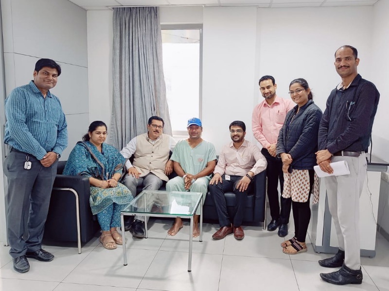 Former Sri Lankan cricketer Kumar Sangkara undergoing treatment in Pune | Kumar Sangakkara: श्रीलंकेचा माजी क्रिकेटपटू कुमार संघकारावर पुण्यात उपचार