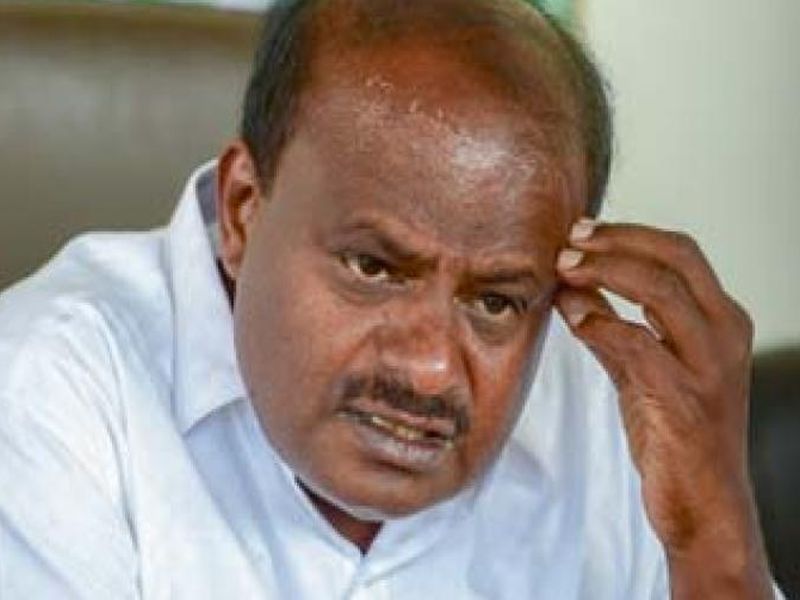 Venugopal complains to resolve the dispute in Karnataka; Trying to stay the government | कर्नाटकातील वाद मिटविण्यासाठी वेणुगोपाल यांची शिष्टाई; सरकार टिकविण्याचे प्रयत्न