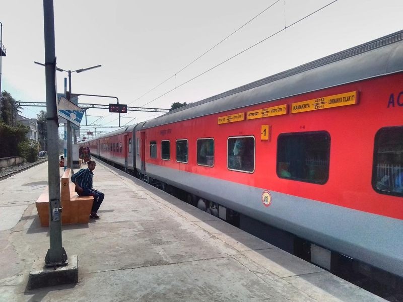 12 trains canceled due to modernization work | आधुनिकीकरणाच्या कामामुळे १२ रेल्वेगाड्या रद्द 