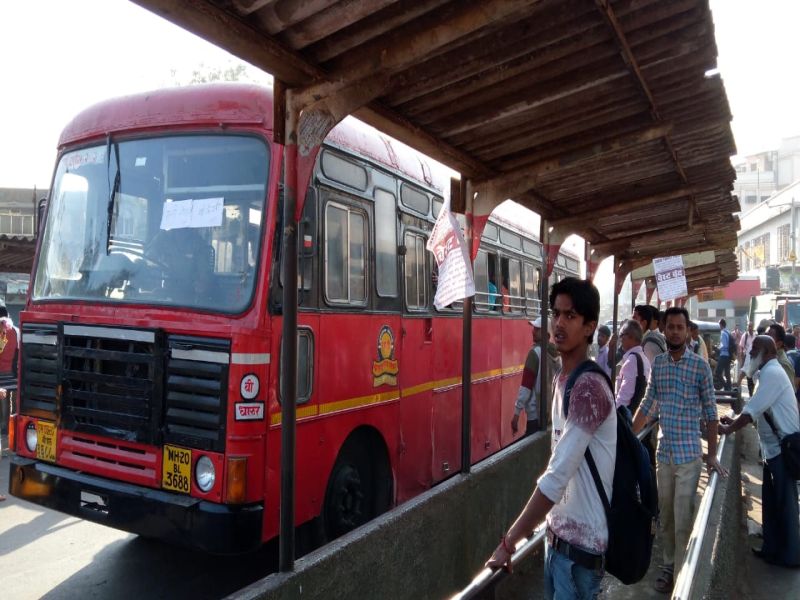 BEST Strike : 40 extra buses being run by state transport department in the view of an indefinite strike by BEST | BEST Strike : मुंबईकरांच्या मदतीला एसटी आली धावून
