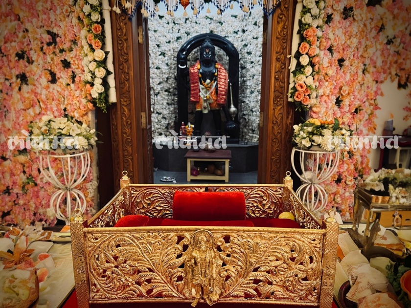 Two kg gold cradle in Kurlap Hanuman Janmotsav celebrations | Sangli: कुरळपच्या हनुमान जन्मोत्सव सोहळ्यात दोन किलो सोन्याचा पाळणा, दीड कोटींचा खर्च