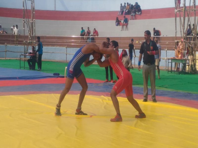 There was a state-level wrestling in Deoli | देवळीत राज्यस्तरीय कुस्तीचा बिगुल वाजला 