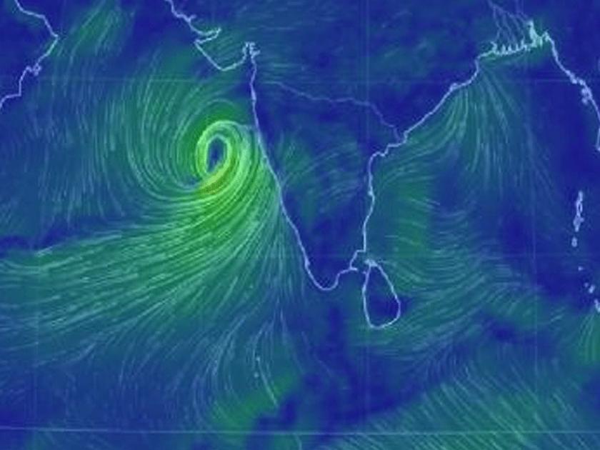 kyarr cyclone change its route traffic disrupted in goa | गोव्यात ‘क्यार’ वादळाचा धोका टळला; पण अतिवृष्टीनं जनजीवन विस्कळीत 