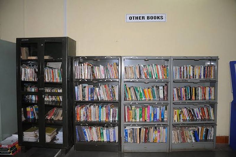 Resolution to set up a laboratory, library in Zilla Parishad School! | जिल्हा परिषद शाळेत प्रयोगशाळा, ग्रंथालय उभारणीचा संकल्प!