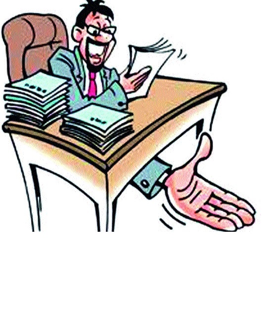 clerk arrested taking a bribe of six thousand in Pathari | सहा हजारांची लाच घेताना अव्वल कारकून चतुर्भूज