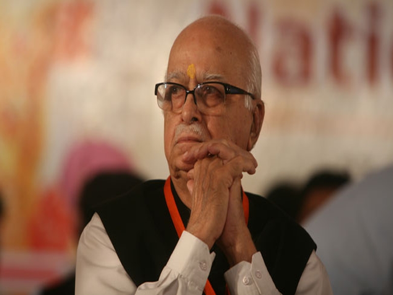  Shastri did not have conflict with Sangh, calling Golwalkar Guruji for advice: LK Advani | शास्त्रीजींचे नव्हते संघाशी वैर, सल्ल्यासाठी गोळवलकर गुरूजींना बोलवत : लालकृष्ण अडवाणी