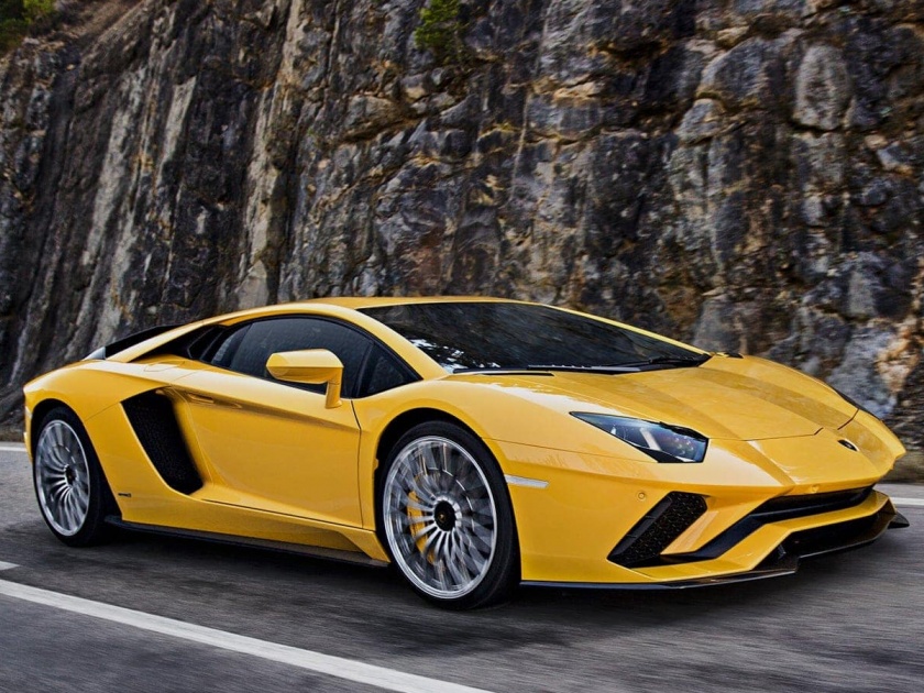 Lamborghini wins Rs 19 lakh cash prize in UK | केरळी जोडप्याने ब्रिटनमध्ये जिंकली लोंबार्घिनी, १९ लाखांचे रोख बक्षीस