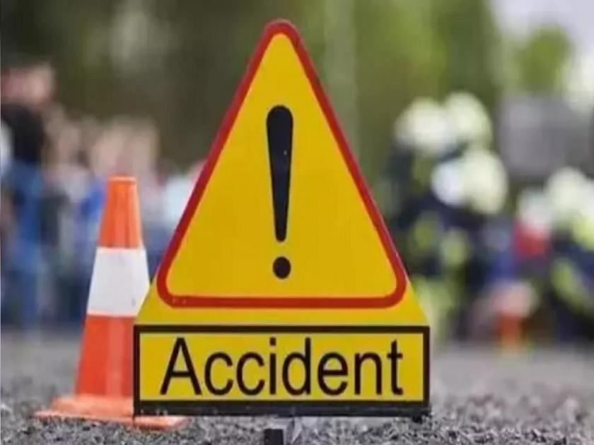 Two brothers died in a collision with a two wheeler by an unknown vehicle in Lanja Ratnagiri district | Ratnagiri: अज्ञात वाहनाची धडक, साखरपुड्यासाठी जाताना दोन भावांचा अपघाती मृत्यू