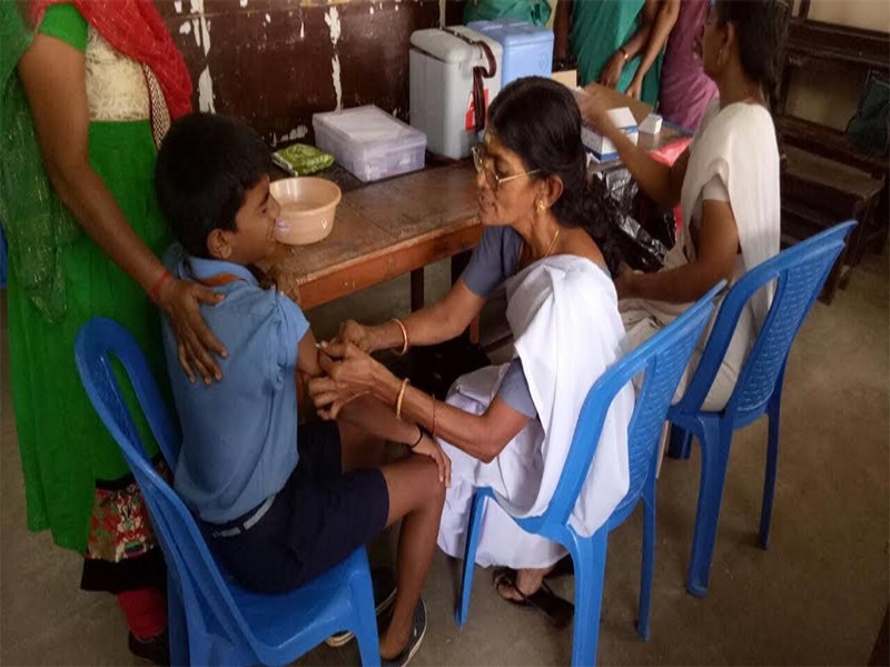 More than 27 lakh children in Thane district - Vaccination of rubella with girls including girls | ठाणे जिल्ह्यात २७ लाखांपेक्षा जास्त मुलां - मुलींसह विद्यार्थ्यांना गोवरसह रूबेला लसीकरण