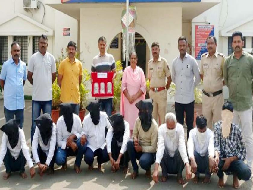 Gang of thieves who stole cash from Manoj Jarange Patal rally arrested in Sangli | Sangli: मनोज जरांगे-पाटलांच्या रॅलीतून रोकड लांबविणाऱ्या चोरट्यांची टोळी जेरबंद, दीड लाखाची रक्कम जप्त
