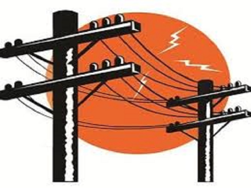 Electric wire death due to electricity | अंगावर विजेची तार पडून शेतक-याचा मृत्यू