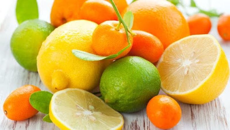Nagpur: Try this lemon to make sherbet and lemonade, a variety developed by researchers at the University of Agriculture. | Nagpur: शरबत अन लाेणचे बनविण्यासाठी हे लिंबू वापरून बघा कृषी विद्यापीठाच्या संशाेधकांनी विकसित केल्या प्रजाती