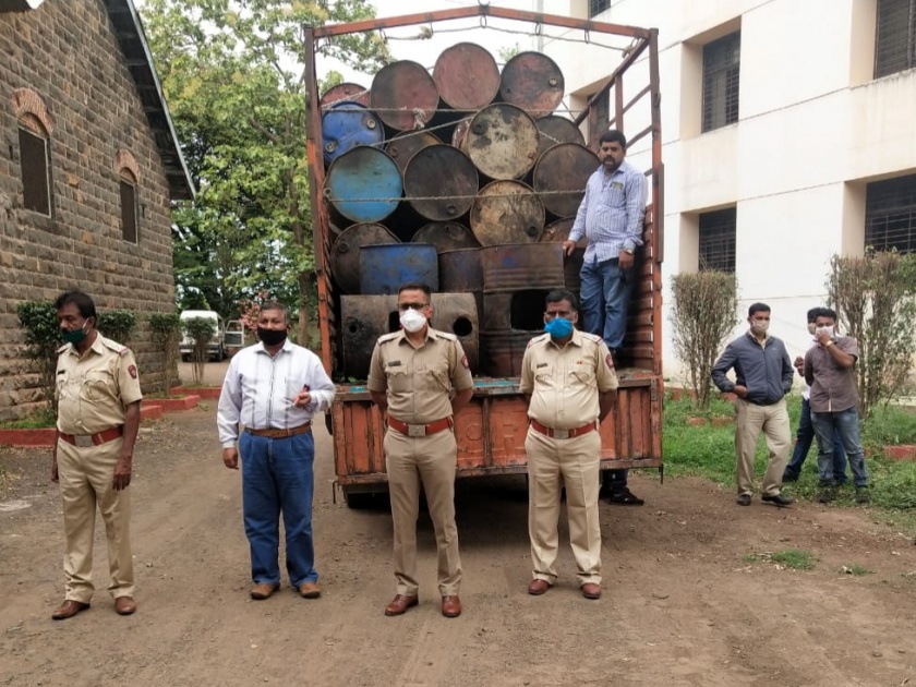 Illegal liquor in Shinganapur, Kothali, Pachgaon | शिंगणापूर,कोथळी, पाचगांवात अवैध मद्य