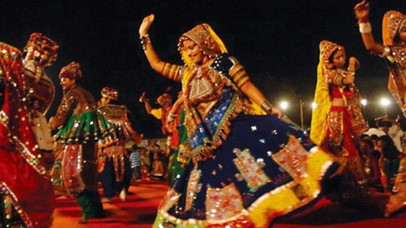 Garba in Navratri festival, ban on Dandiya | नवरात्रोत्सवात गरबा, दांडियावर बंदी