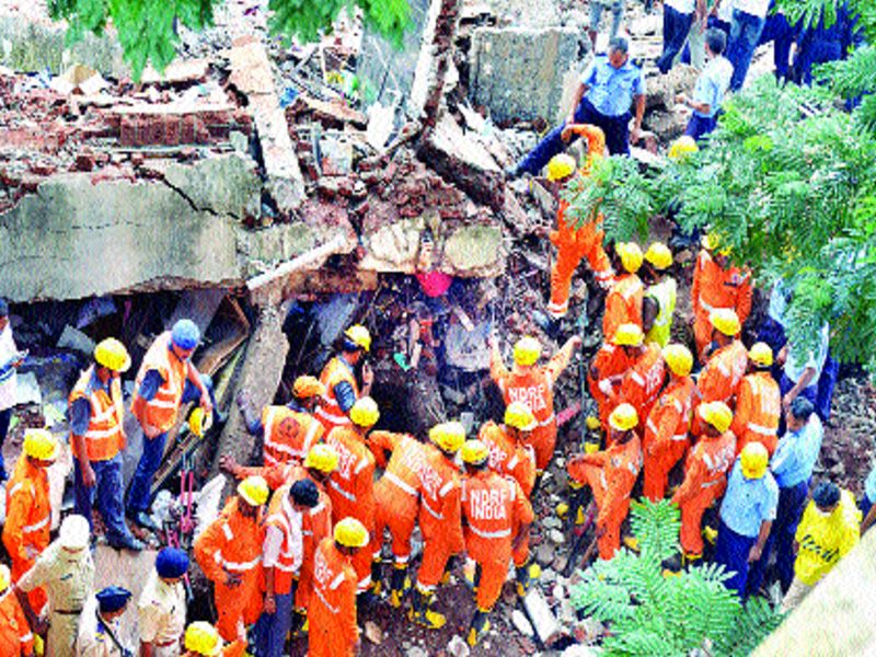  More than 2,500 building accidents in Mumbai over five years, more than 200 killed | मुंबईत पाच वर्षांत अडीच हजारांहून अधिक इमारत दुर्घटना, २००हून अधिक ठार
