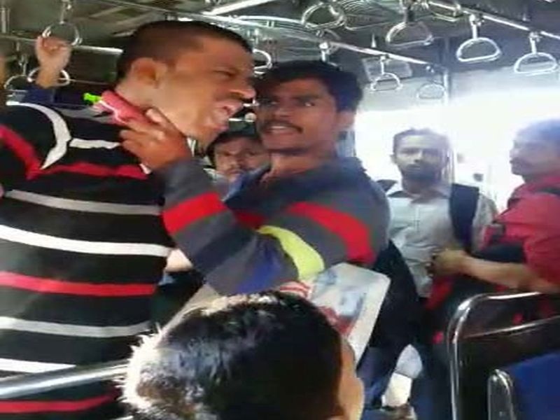 Kalyan railway police action against 'those' who were tortured by passersby | प्रवाशाचा गळा धरून दादागिरी करणा-या 'त्या' तिघांविरोधात कल्याण रेल्वे पोलिसांची कारवाई