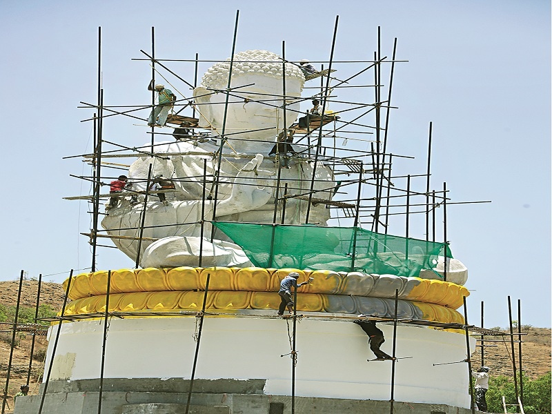 Buddha statue of 50 ft high in the area of Lokuttaravihar; On May 18, the installation will take place | लोकुत्तराविहार परिसरात ५० फूट उंचीची बुद्ध मूर्ती; १८ मे रोजी होणार प्रतिष्ठापना 