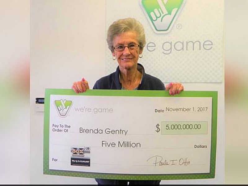 Woman Wins Three Lotteries in 3 Weeks | या भाग्यवान महिलेला तीन आठवड्यात तीनदा लागली लॉटरी