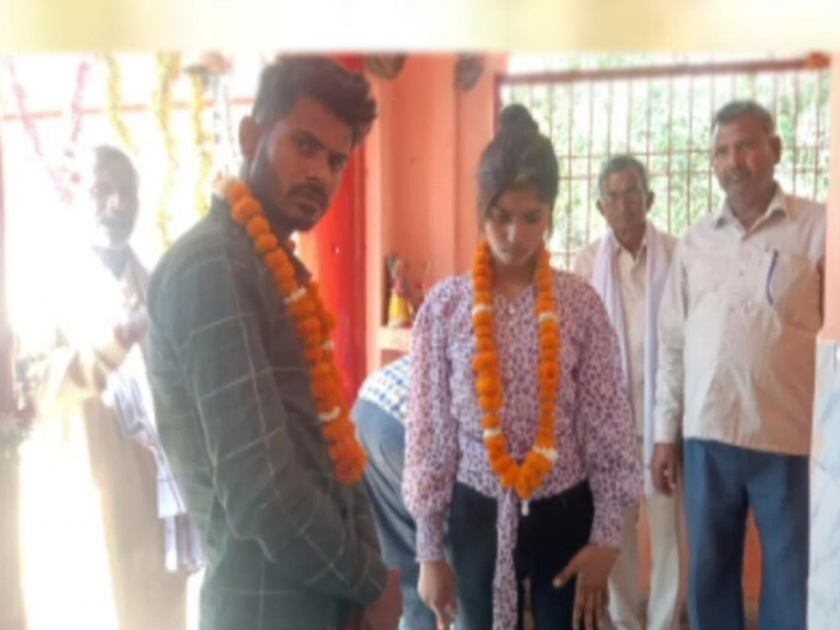 couple got married in Kanpur in Uttar Pradesh after mediation by the police | प्रेमाला 'सीमा' नाही! प्रेमी युगुल एक महिना झाले बेपत्ता; अखेर घरच्यांची कबुली पण...
