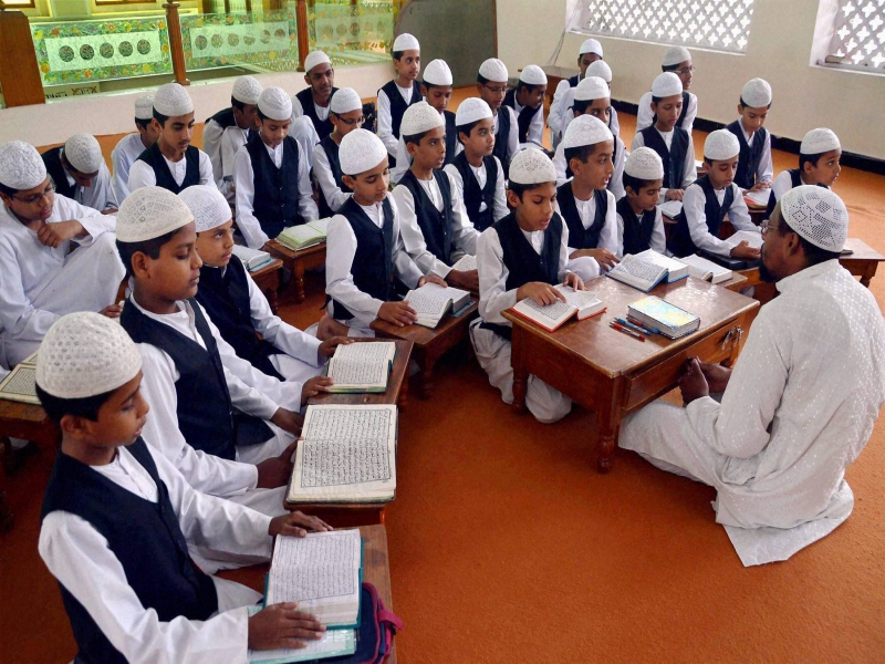 Yogi government will launch the website for madrassas | मदरशांसाठी योगी सरकार सुरू करणार वेबसाइट