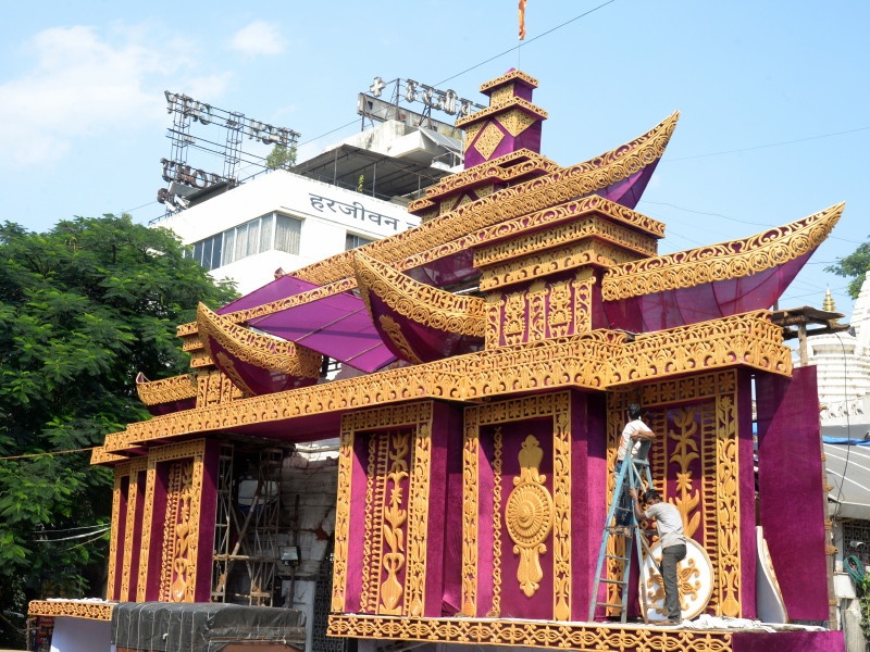 aai ude g... Amababai ...! Decorative temples in the city to ocasion of navratri festival | आई उदे गं...अंबाबाई...! देवीच्या जागरासाठी शहरातील सजली मंदिरे 