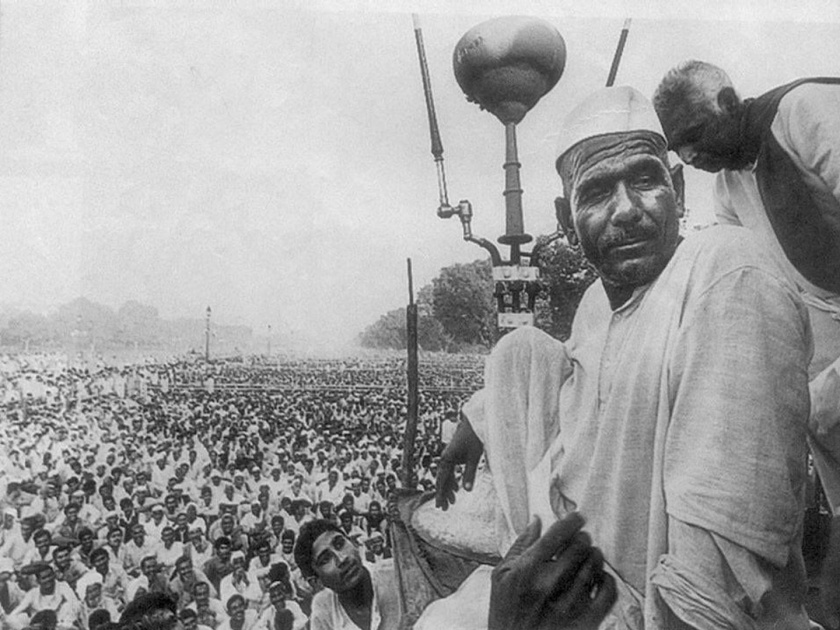 bku leader rakesh tikait father mahendra singh brought rajiv gandhi govt to its knees | Farm laws Repeal: बळीराजासमोर राजीव गांधीही झुकले होते; राकेश टिकैत यांच्या वडिलांनी दिला होता मोठा लढा