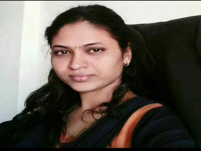Suicide by hanging at the residence of a women lawyer in Manchar | मंचर येथे महिला वकिलाची राहत्या घरी गळफास घेऊन आत्महत्या 