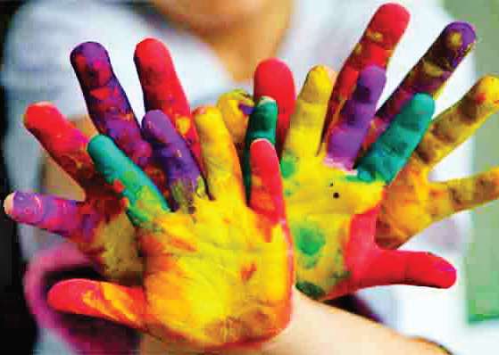 Editorial on Let the colors of joy be a celebration of life! | Holi 2020: आनंदाच्या रंगांनी आयुष्याचाच उत्सव होवो!