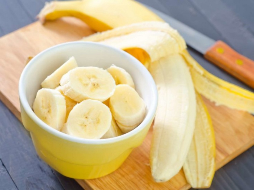 There are a lot of disadvantages to eating bananas; Take a look | केळी खाल्ल्याने तोटेही होतात भरपूर; पाहा एकदा