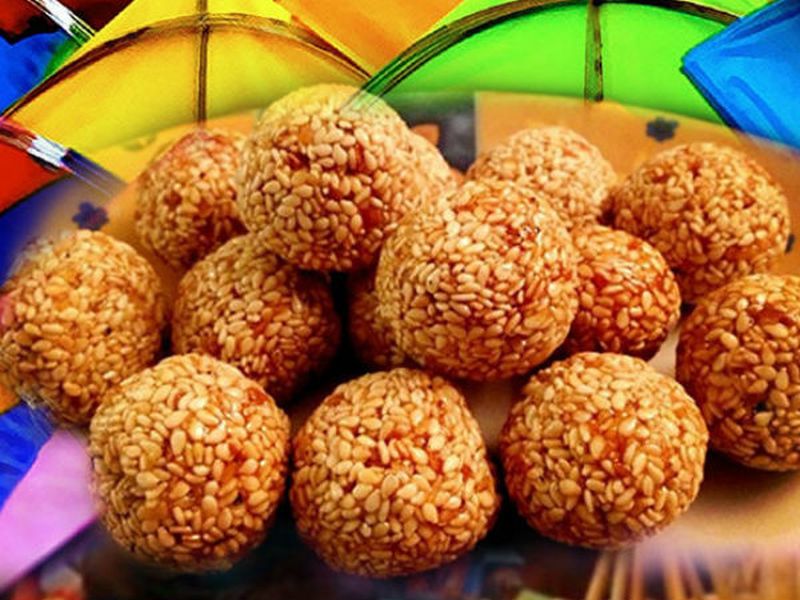 Makar Sankranti 2018: 8 delicious sweet foods for Makar sankranti | Makar Sankranti 2018 : मकर संक्रांतीला बनवले जातात हे 5 लज्जतदार गोड पदार्थ