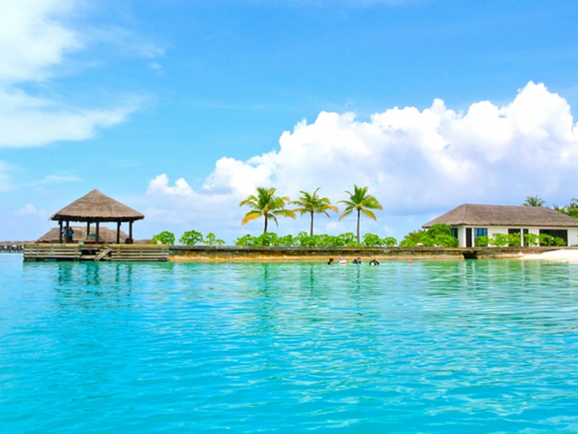 Maldives open to tourists in July | CoronaVirus News : मालदीव जुलैमध्ये पर्यटकांसाठी खुले