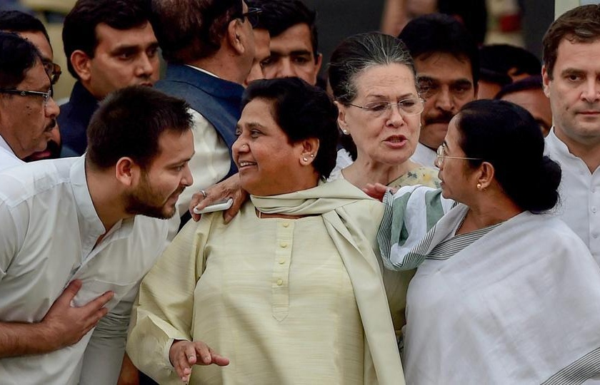 Congress victory will give more trouble Mamata, Mayawati | कॉंग्रेसच्या विजयाचा झटका ममता, मायावती प्रभुतींनाच अधिक!