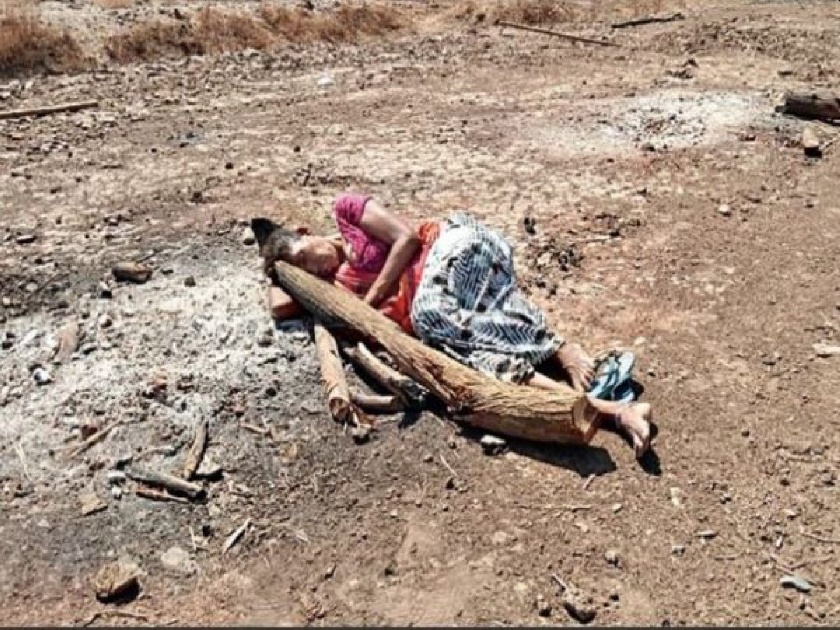 When She Misses Her Son, She Falls Asleep On The Ashes Of Her Pyre In Gujarat , Amirgarh | काळीज पिळवटणारी घटना! मुलाचा विरह सहन होईना; व्याकुळ आई चितेच्या राखेतच झोपते