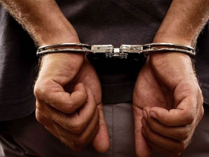 about 22 lakh bribe case registered against three officers of gst department in mumbai | जीएसटी विभागाच्या तीन अधिकाऱ्यांवर गुन्हा दाखल; २२ लाखांच्या लाचखोरीचे प्रकरण
