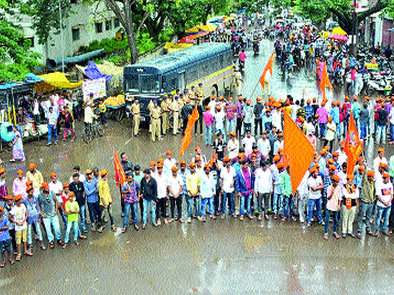  Maratha Kranti Morcha: Terror in Marathwada | Maratha Kranti Morcha : मराठवाड्यात धग कायम