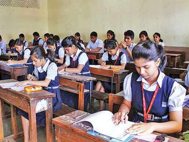 Increasing Challenges in Marathi Schools | मराठी शाळांपुढे वाढती आव्हाने