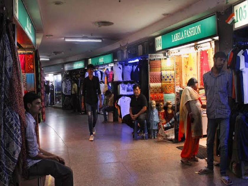 bmc guidelines underground market was hit hard further decision will be taken on the advice of the road department in mumbai | भूमिगत बाजाराला आले भलतेच अडथळे; रस्ते विभागाच्या सल्ल्याने पुढील निर्णय घेण्यात येणार