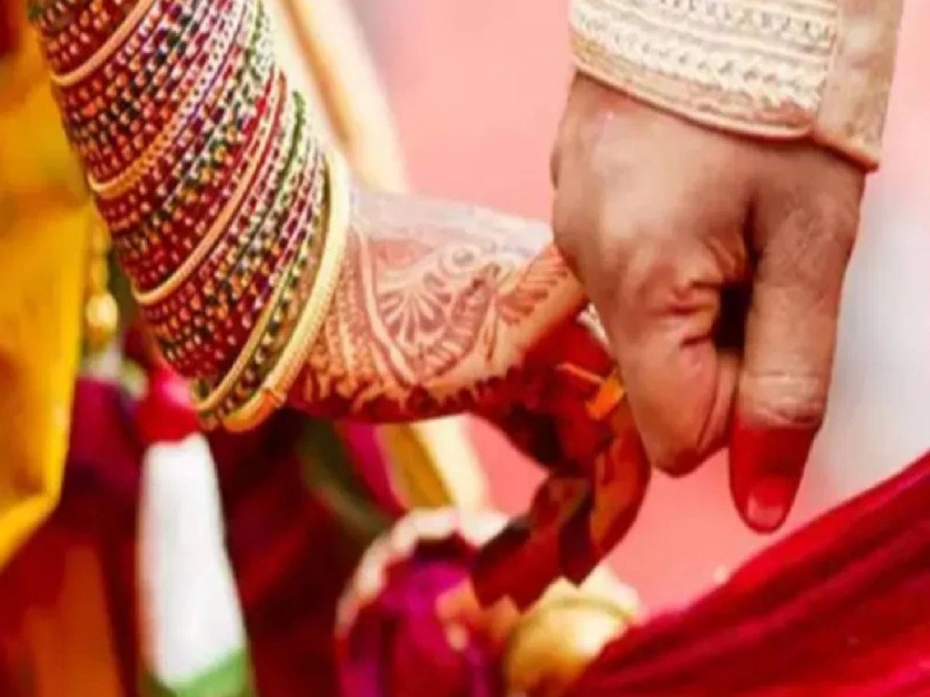 after three years of marriage, the husband married off his wife to her lover In Bihar | लग्नाच्या तीन वर्षांनंतर पतीला पत्नीचे प्रेमसंबंध असल्याचे समजले, प्रियकराला बोलावले अन्…