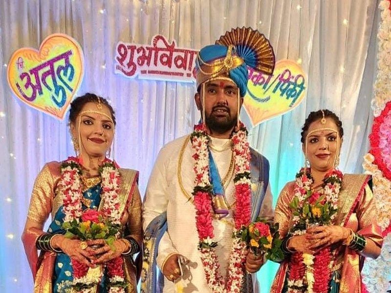 A young man from Solapur, who married twin sisters, appeared at the police station and promised to cooperate | दोन बायकांचा दादला! अकलुज पोलिसांसमोर 'वचन' दिले अन् मुंबईत पोहोचला; संसारही सुरु केला?